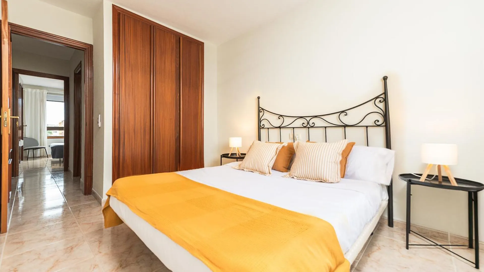 Las Olas - Coastal Escape With Charm & Comfort El Médano Lejlighed